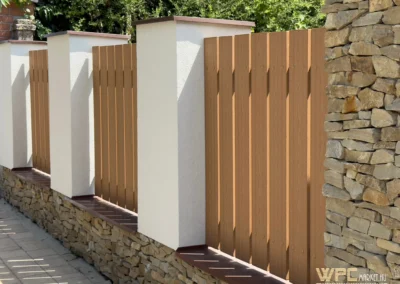 Simple WPC kerítés tölgy famintás referencia 9